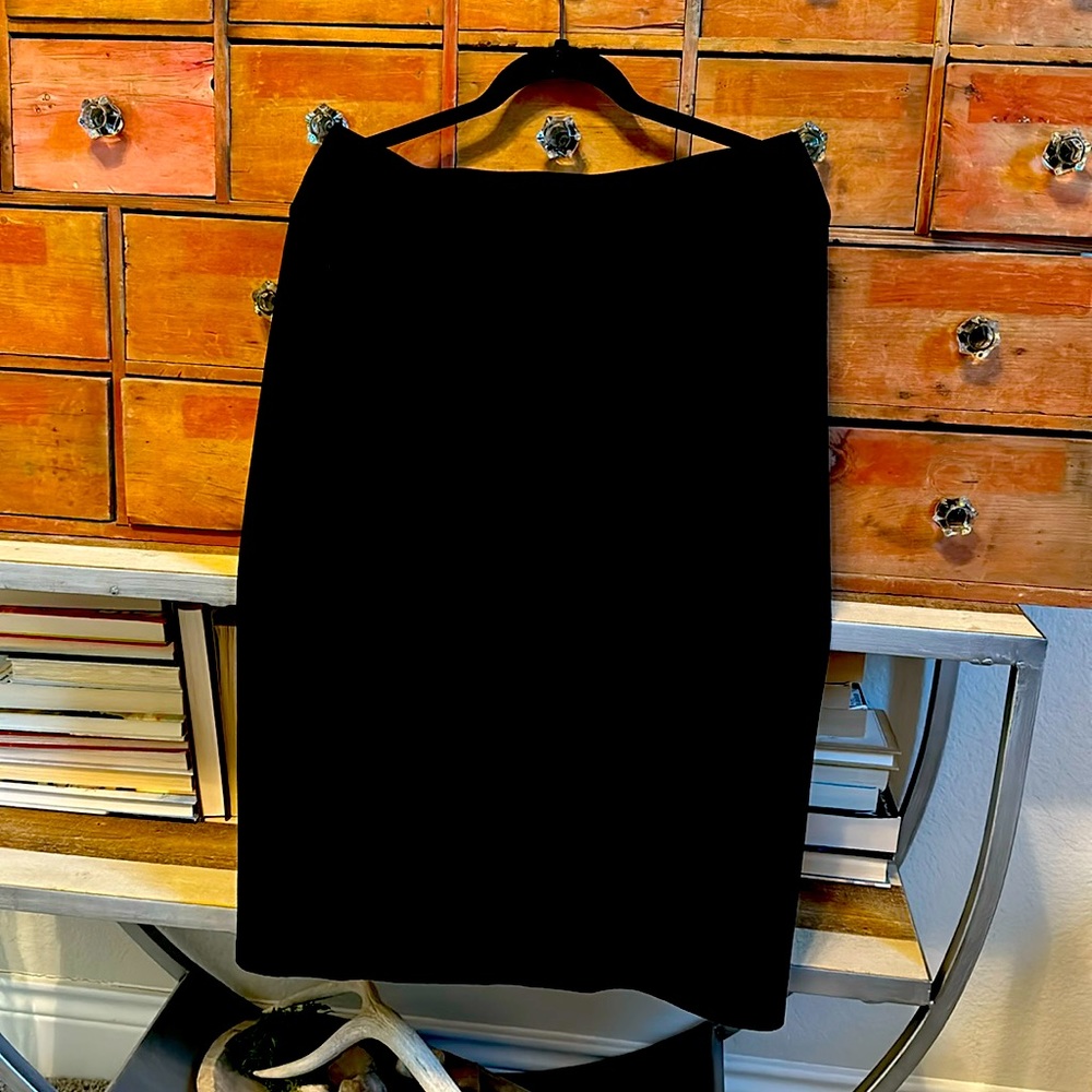 Warm black pencil skirt